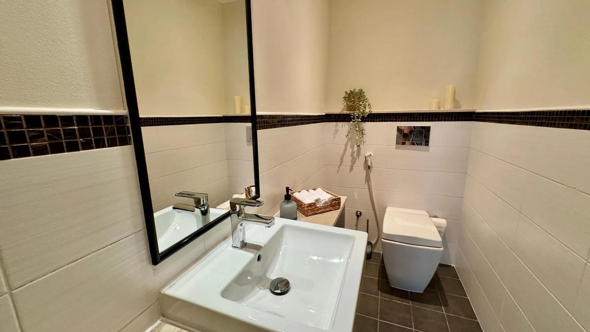 Beautiful And Modern 1Br Apartment In Dubai Marina With Sea View 0*,  United Arab Emirates