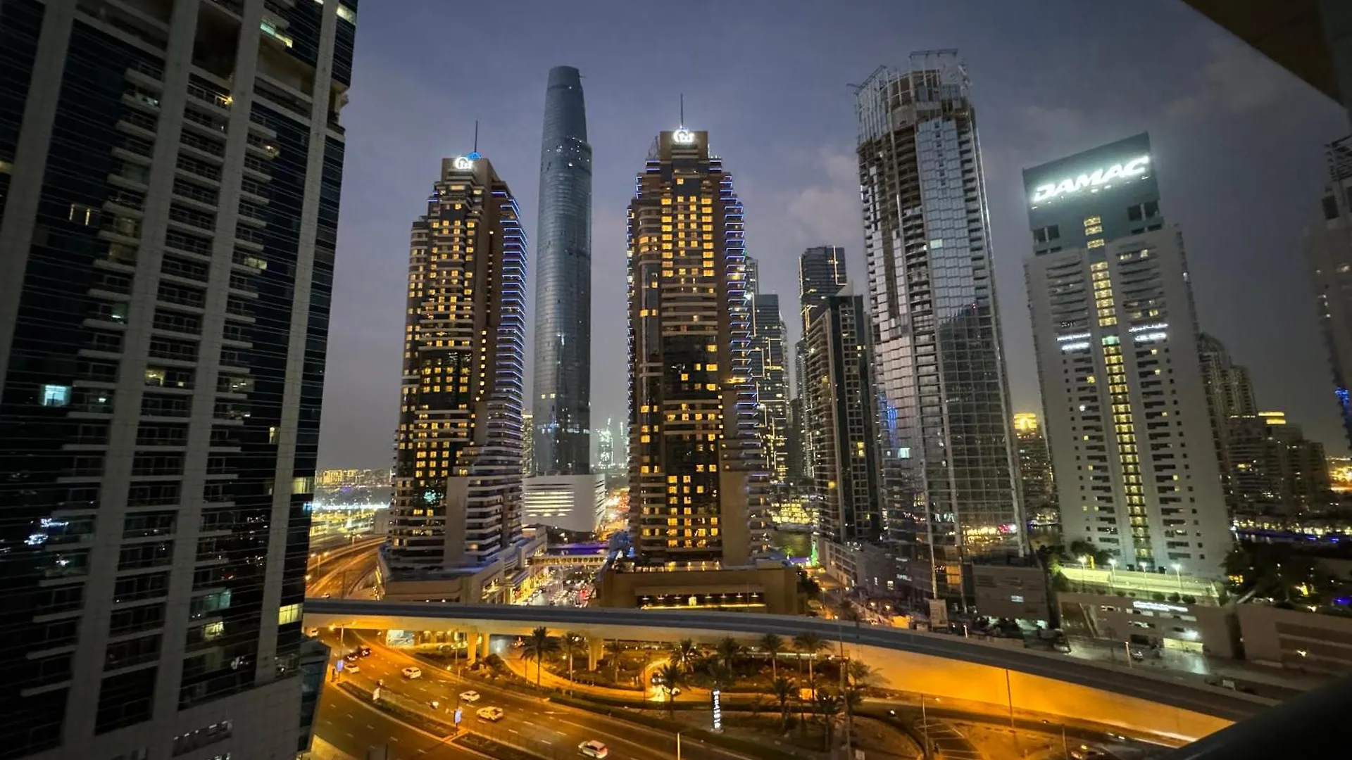 Beautiful And Modern 1Br Apartment In Dubai Marina With Sea View
